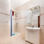 Holiday home Familia Nyaralo 6a Balatonmariafurdo