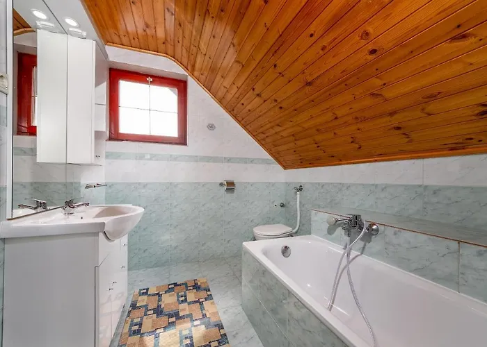 Familia Nyaralo 6a Tatil Evi *